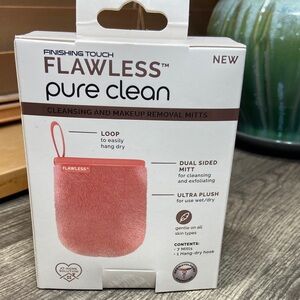🫟5 for $25🫟Finishing Touch Flawless Pure Clean Makeup Removal Mitts